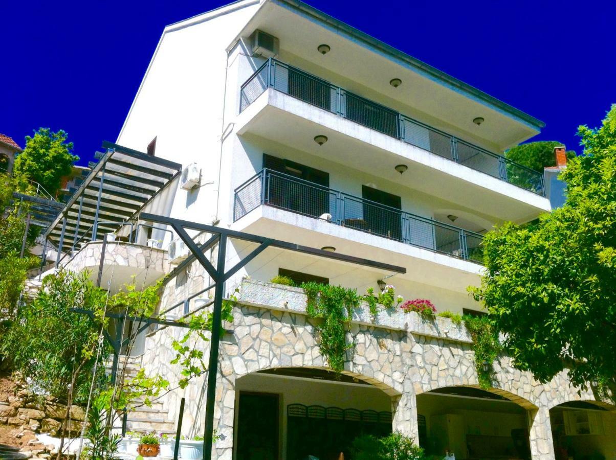 Villa Monte Boutique Apartments In הרצג-נובי מראה חיצוני תמונה